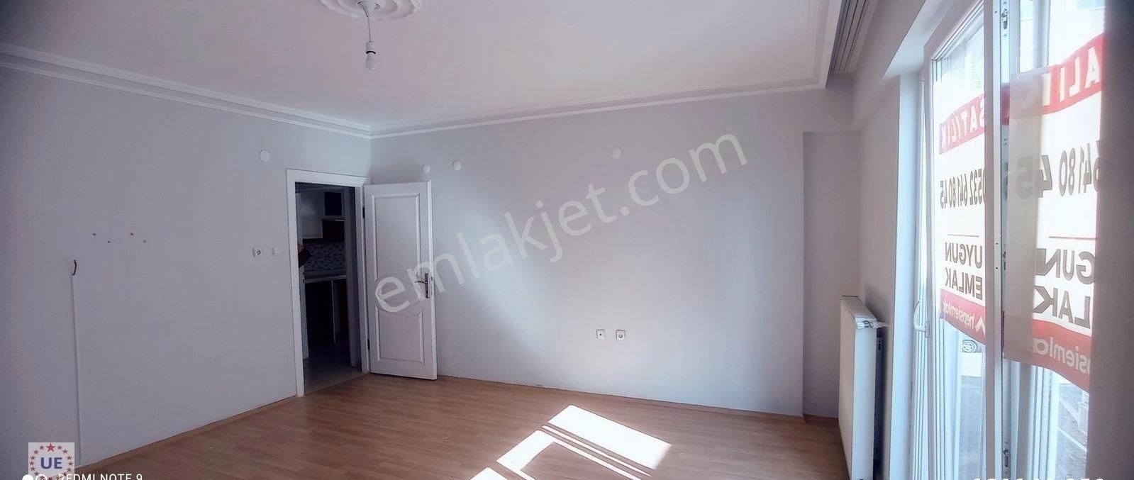 Uygun Dan Fiyat Düştü Canik Belediyesi Üst Kısmında Satılık 2+1 90 M² 2 Balkonlu 3. Kat Asansörsüz - Görsel 6