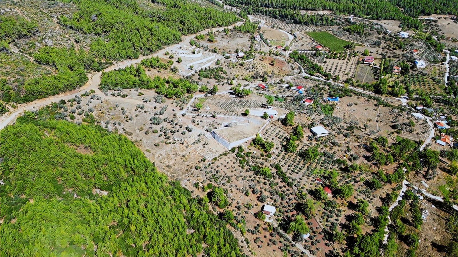 Menderes Yeniköy'de Takasa Açık 4.5 Dönüm Fırsat Arazi Yolu Açık - Görsel 21