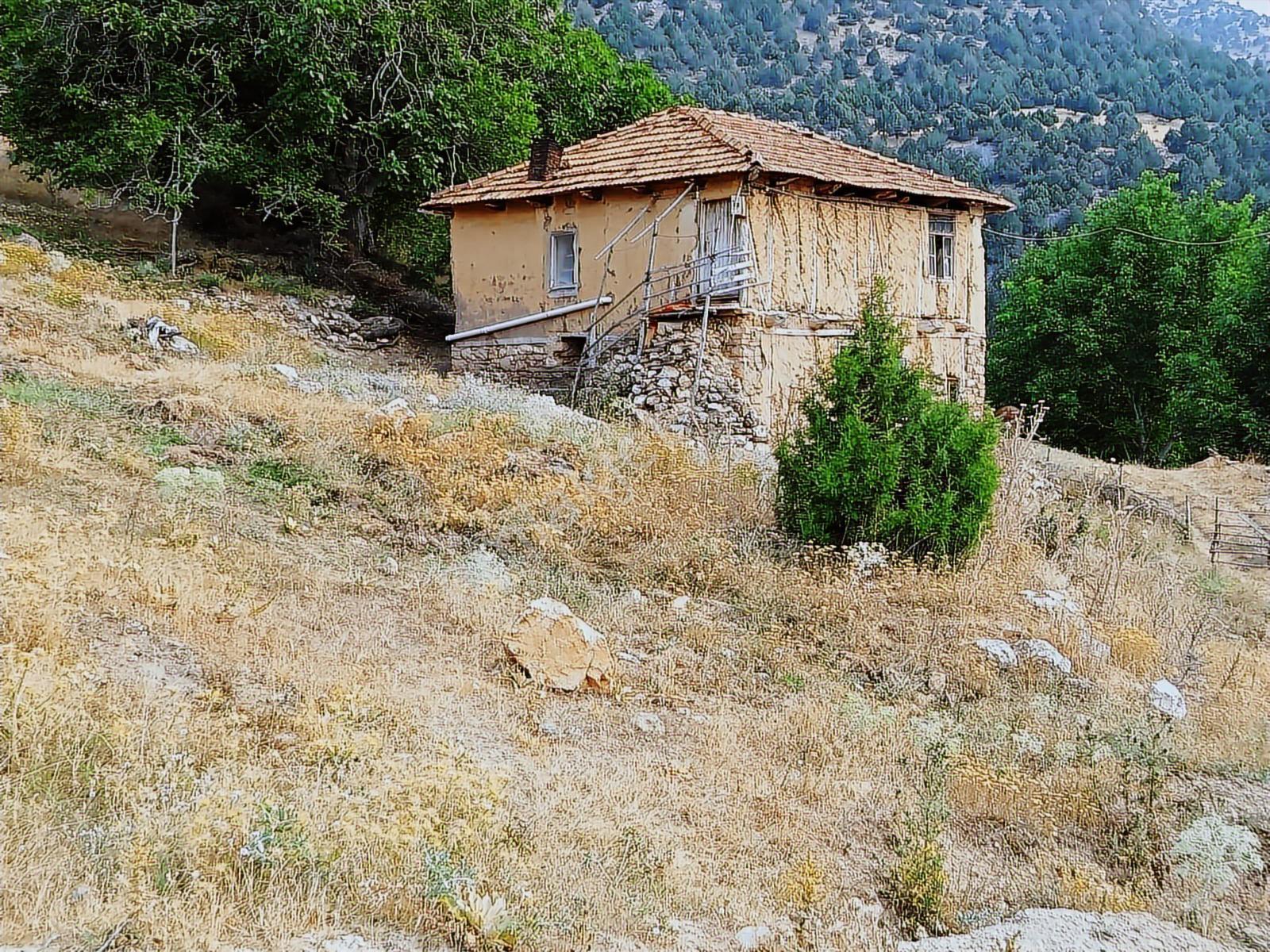 Başmakçı Çığrı Da Satılık İmarlı Arsa Ve Ev - Görsel 19