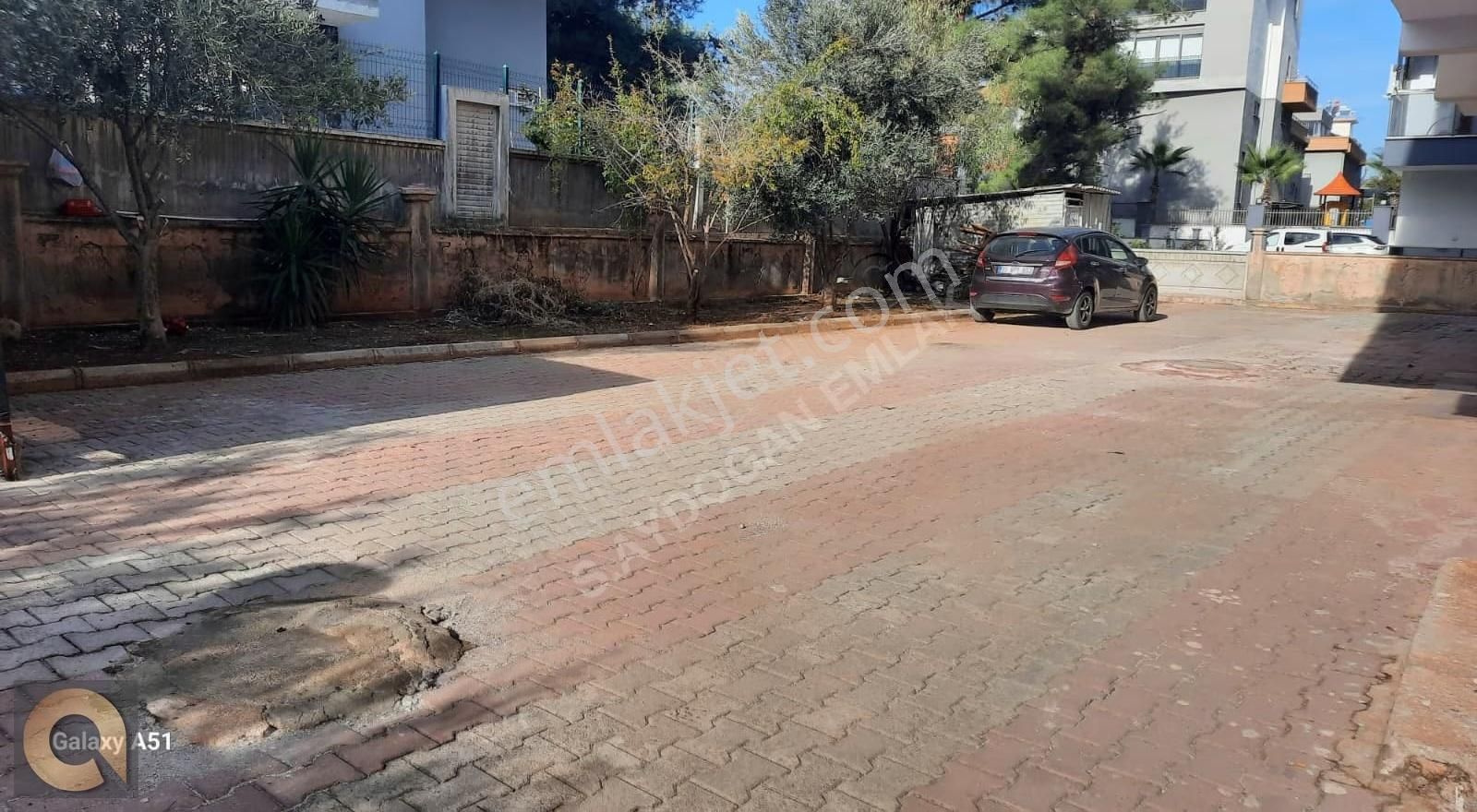 Aydoğmuş Katta Merkezi Konumda 3+1 Kredi Serbest - Görsel 17