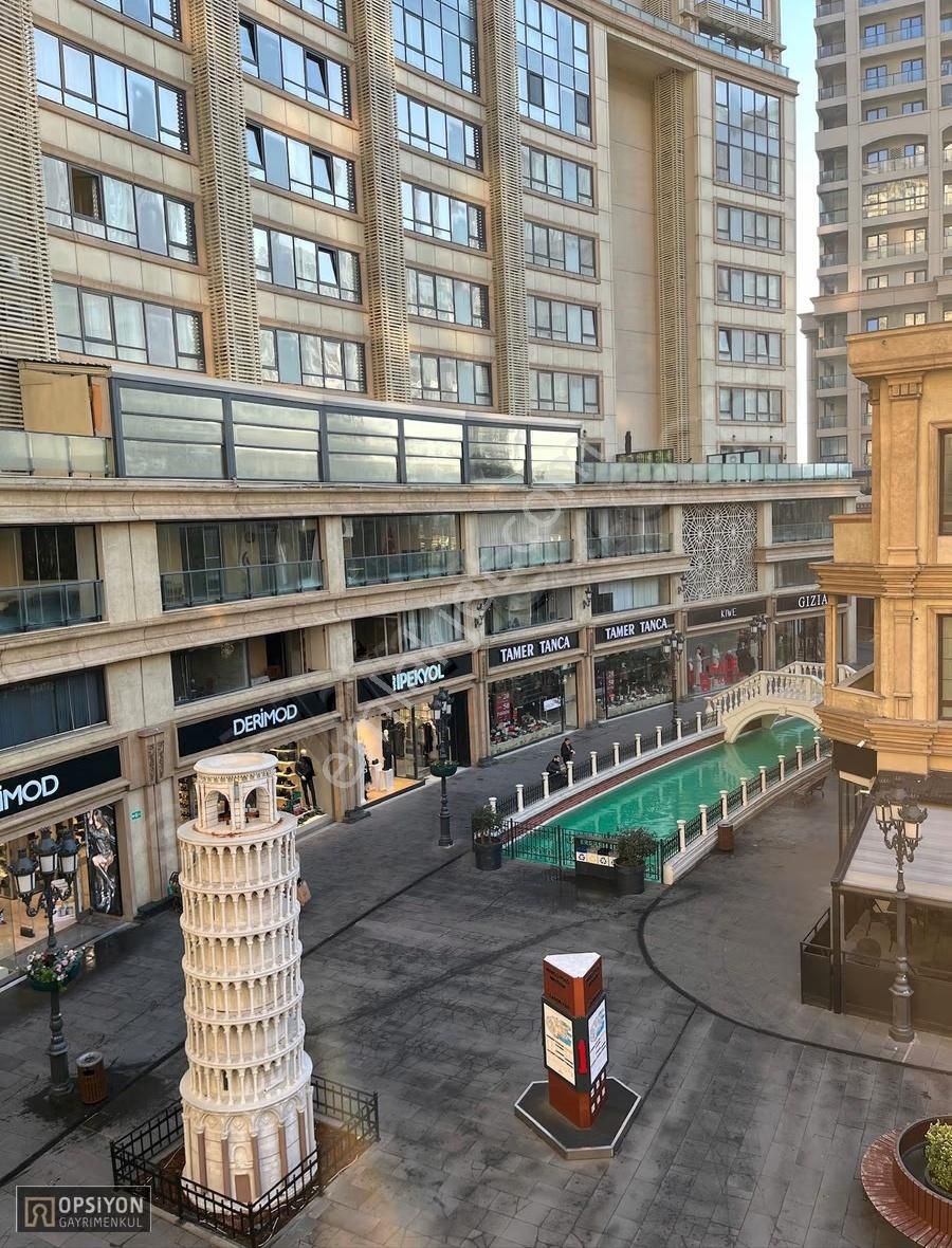 Venezia'da Balkonlu Kiracısız 240 M En Büyük 4+1 Satılık Daire - Görsel 2