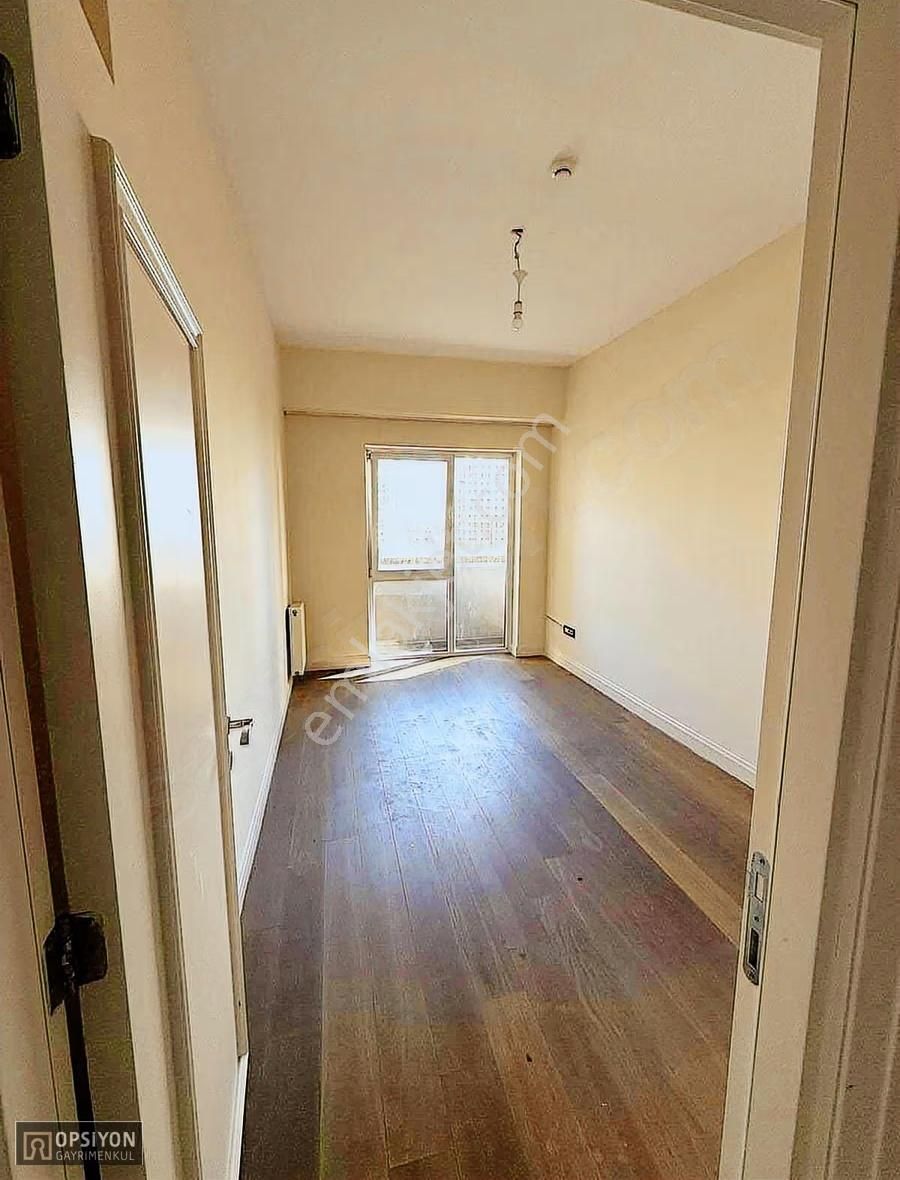 Venezia' Da 3+1 Avm Manzara Boş Kiracısız Kelepir Satılık Daire - Görsel 2