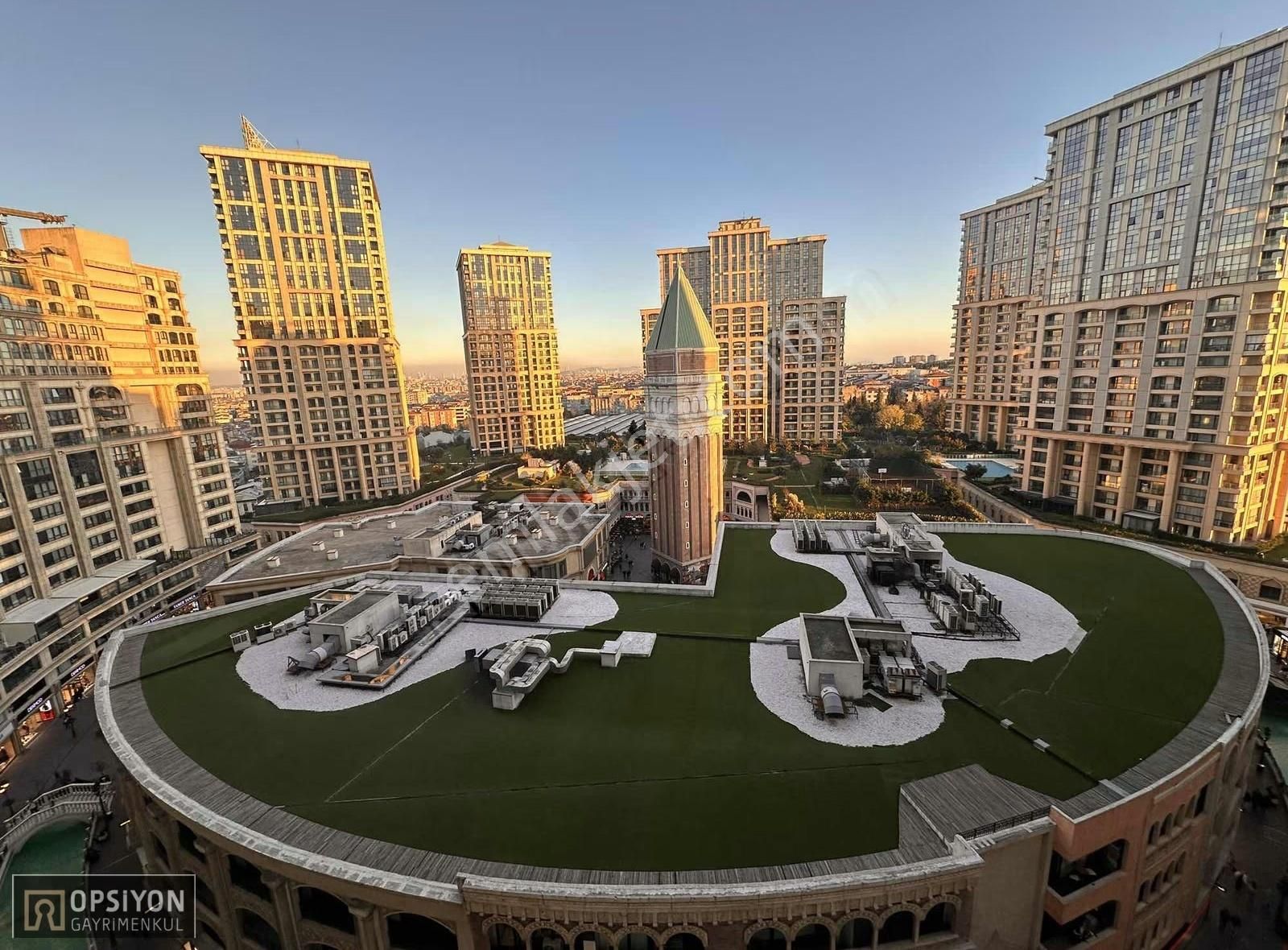 Venezia' Da 1+1 Boş Temiz Büyük Tip 89m2 Satılık Daire