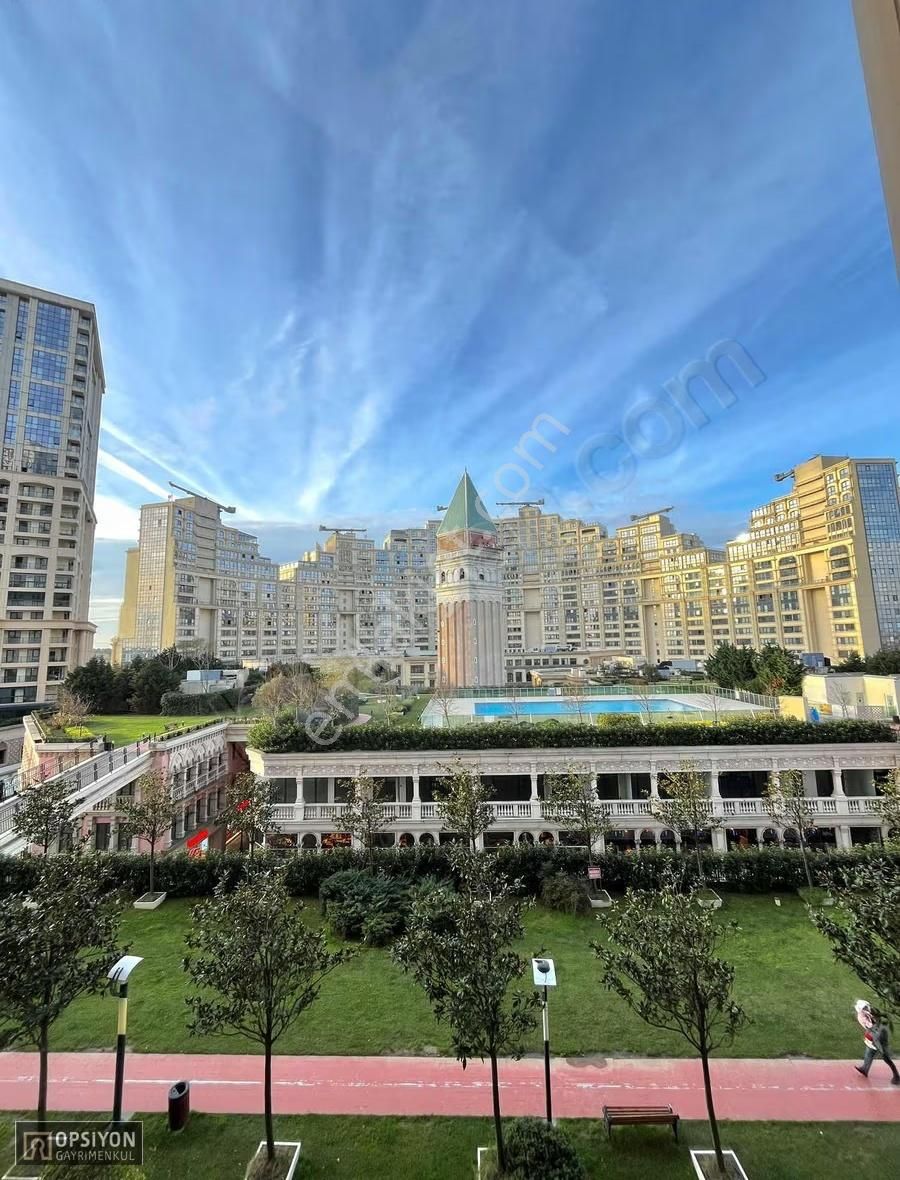 Venezia' Da 1+1 Avm Manzara 93m2 Eşyalı Balkonlu Satılık Daire