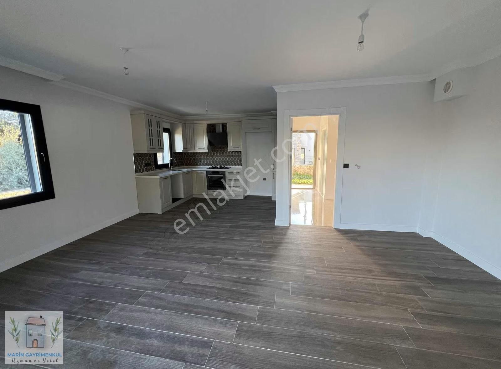 Marinden Burgaz'da Özel Yapım, Geniş Arsa Paylı 3+1 Villalar - Görsel 6