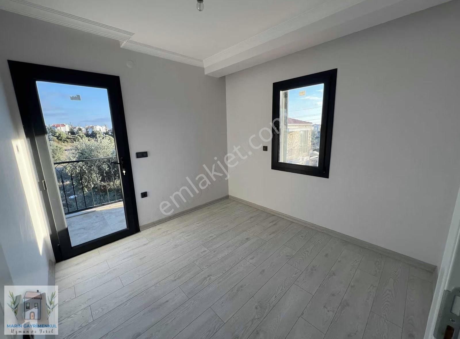 Marinden Burgaz'da Özel Yapım, Geniş Arsa Paylı 3+1 Villalar - Görsel 11