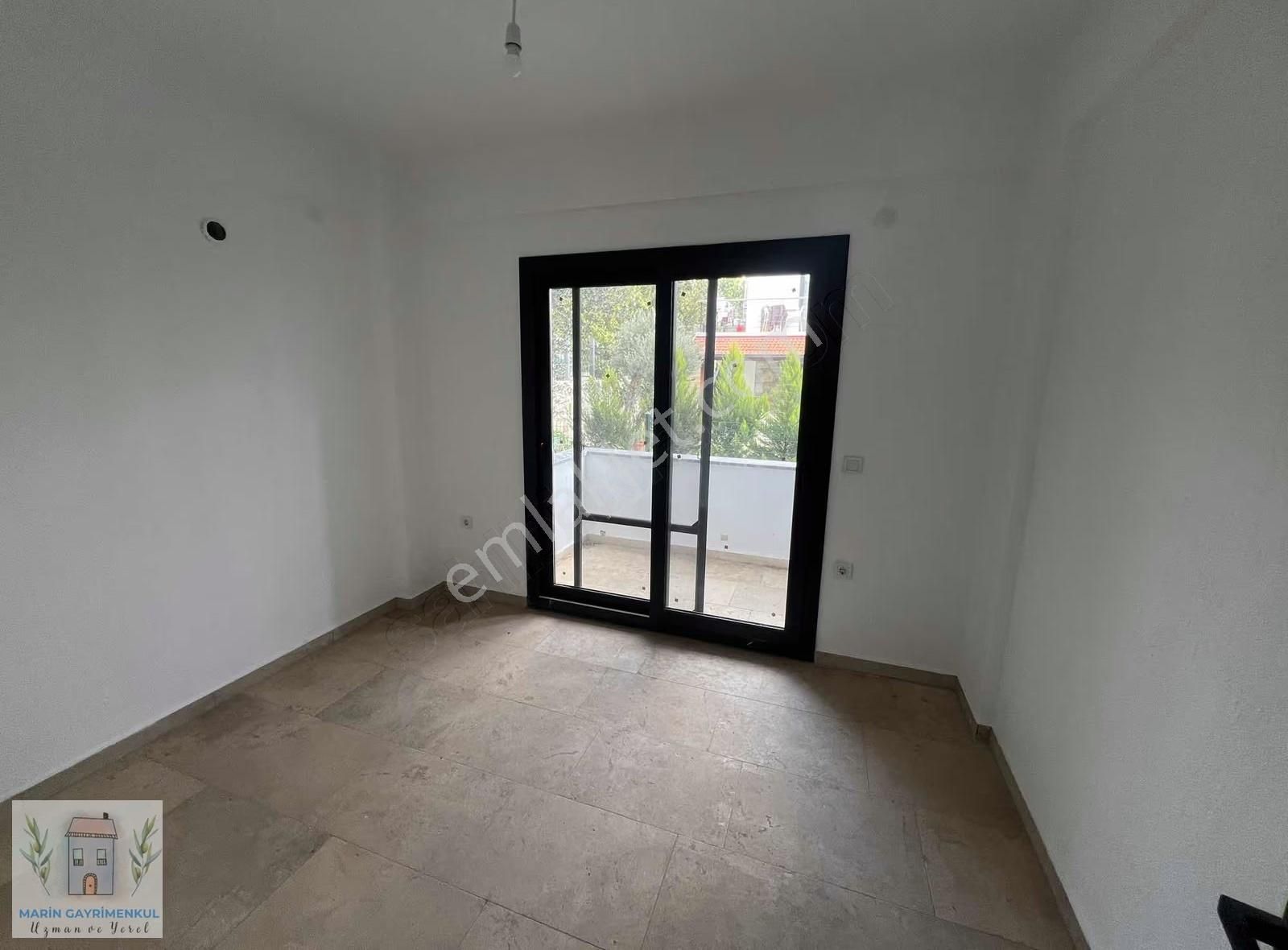 Marinden Nezih Konumda 1+1 Bahçe Katı Daire - Görsel 23