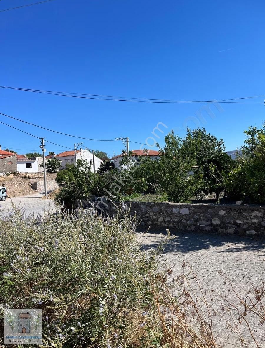 Kızlan Merkezde Yatırımlık 186 Mr2 Arsa Ve Kergir Ev