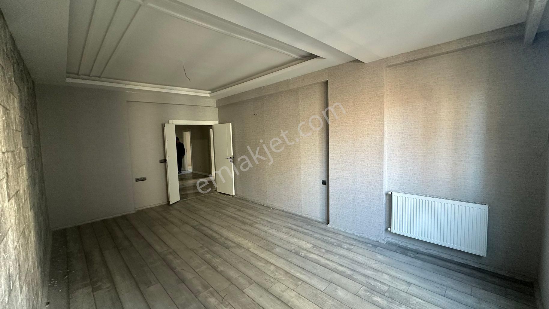 Deniz Gayrimenkul’den Karaköprü Akpıyarda Site İçerisinde Satılık 3+1 Lüx+ara Kat Daire - Görsel 6