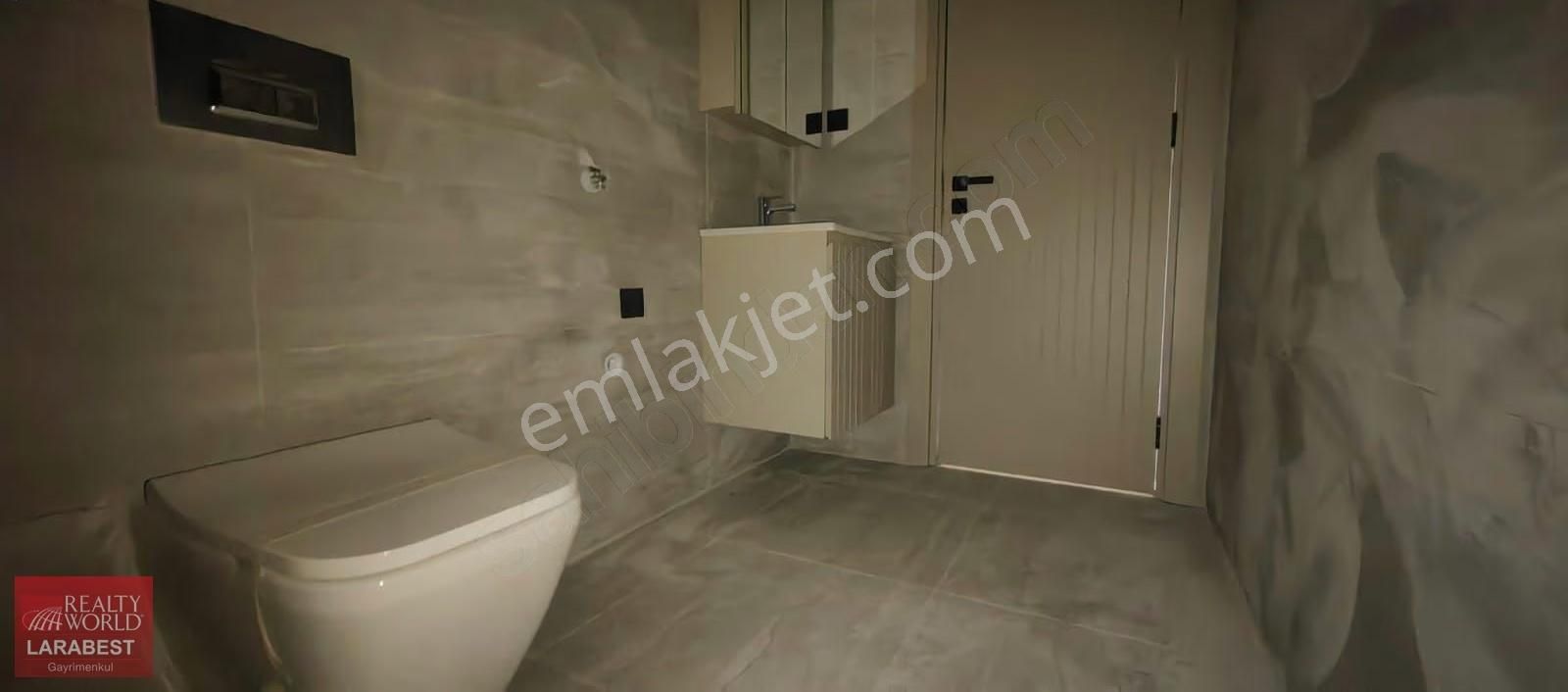 Altıntaş'ta Cadde Üzeri Marlin Port'ta Kiralık 1+1 Daire - Görsel 19