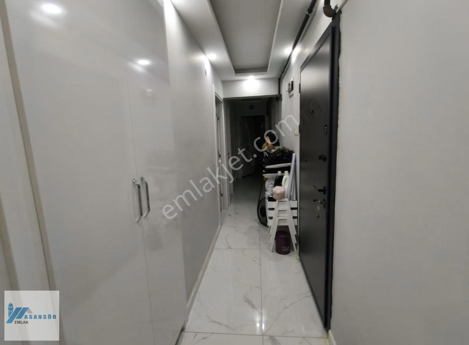 Asansör Emlak'tan Satılık Ultra Lüks Yapılı Bahçeli Daire Acil ! - Görsel 15