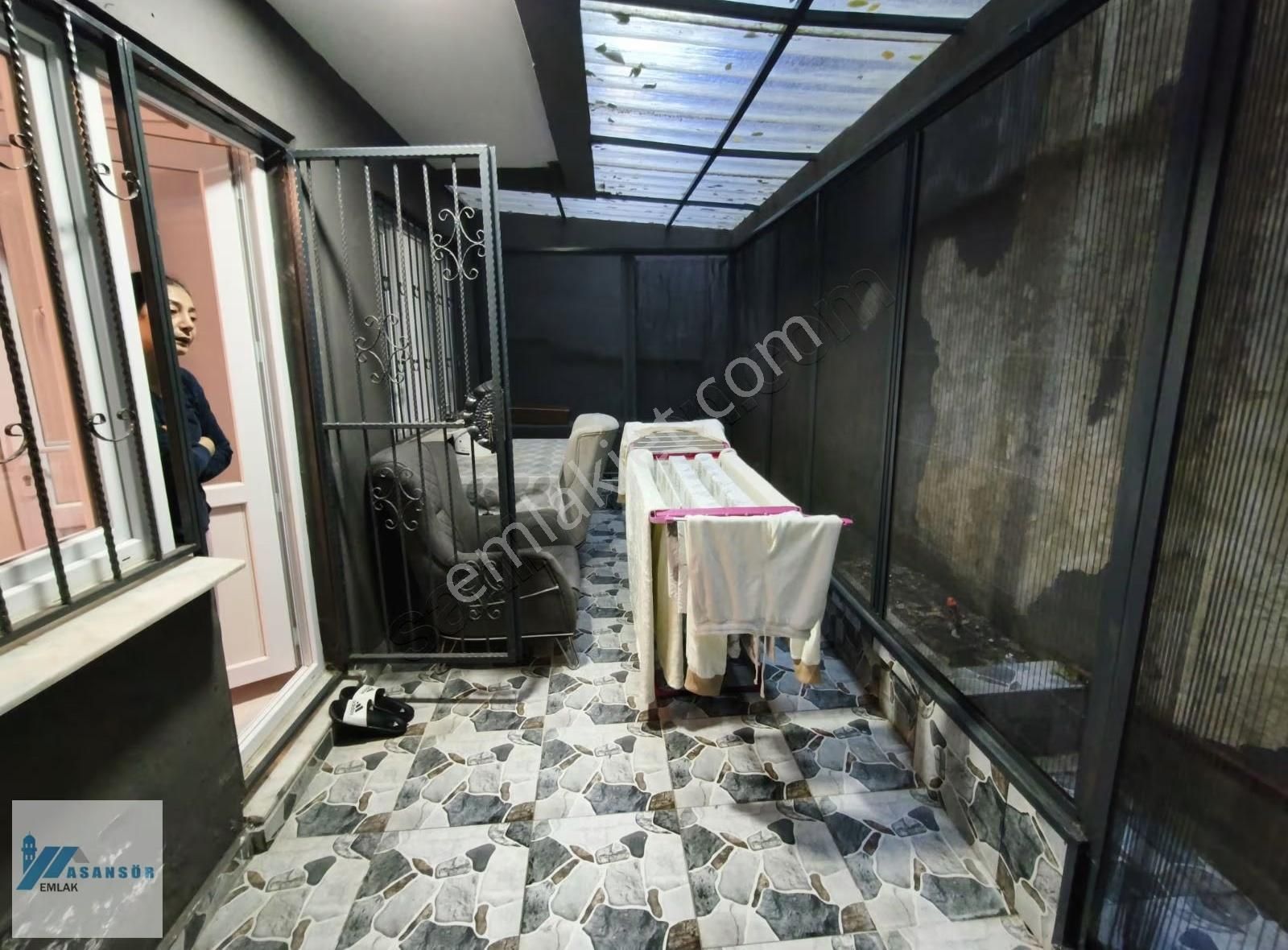 Asansör Emlak'tan Satılık Ultra Lüks Yapılı Bahçeli Daire Acil ! - Görsel 32