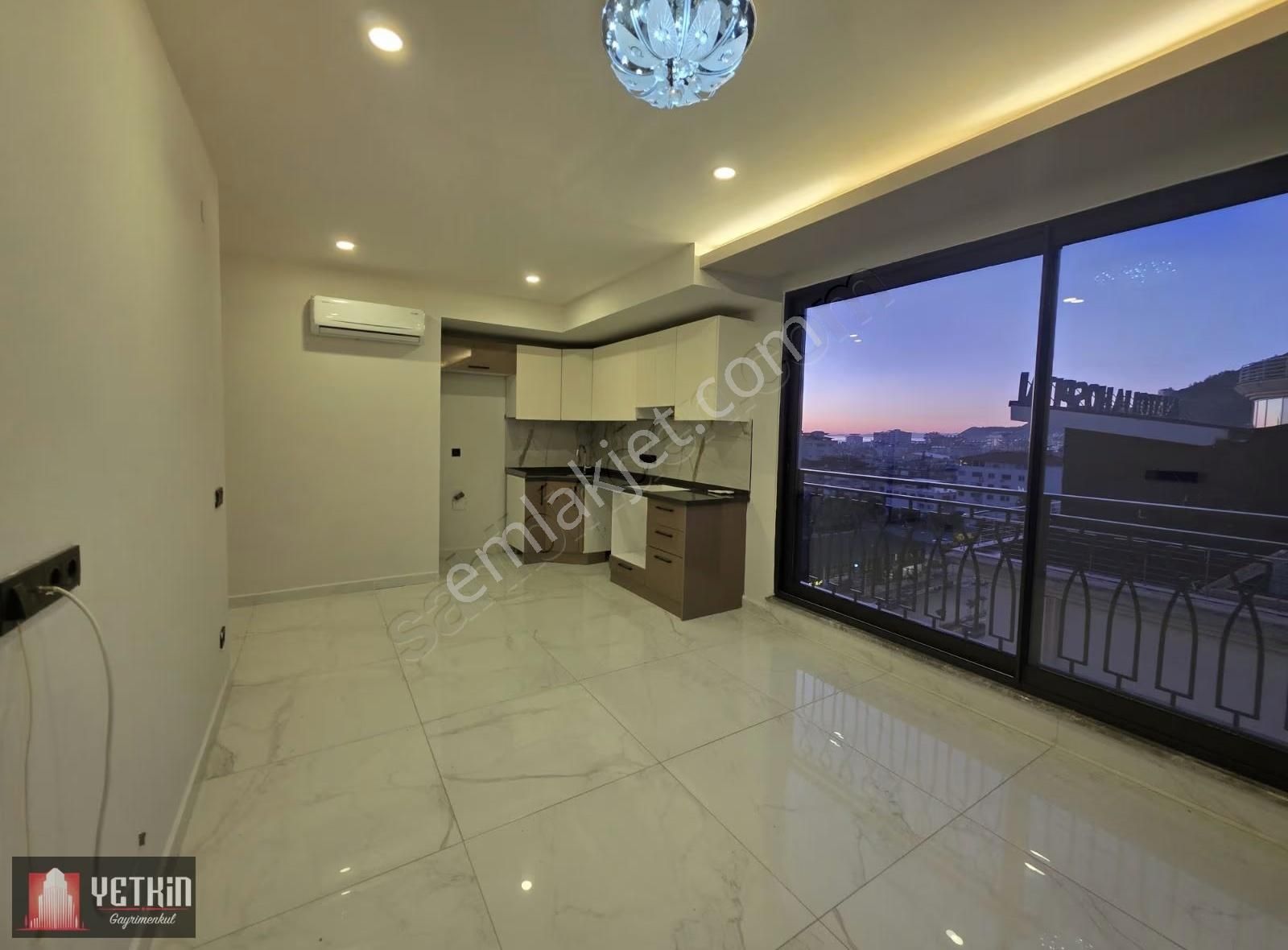 Alanya/kadıpaşa Royal Towers 2+1 Kiralık - Görsel 18