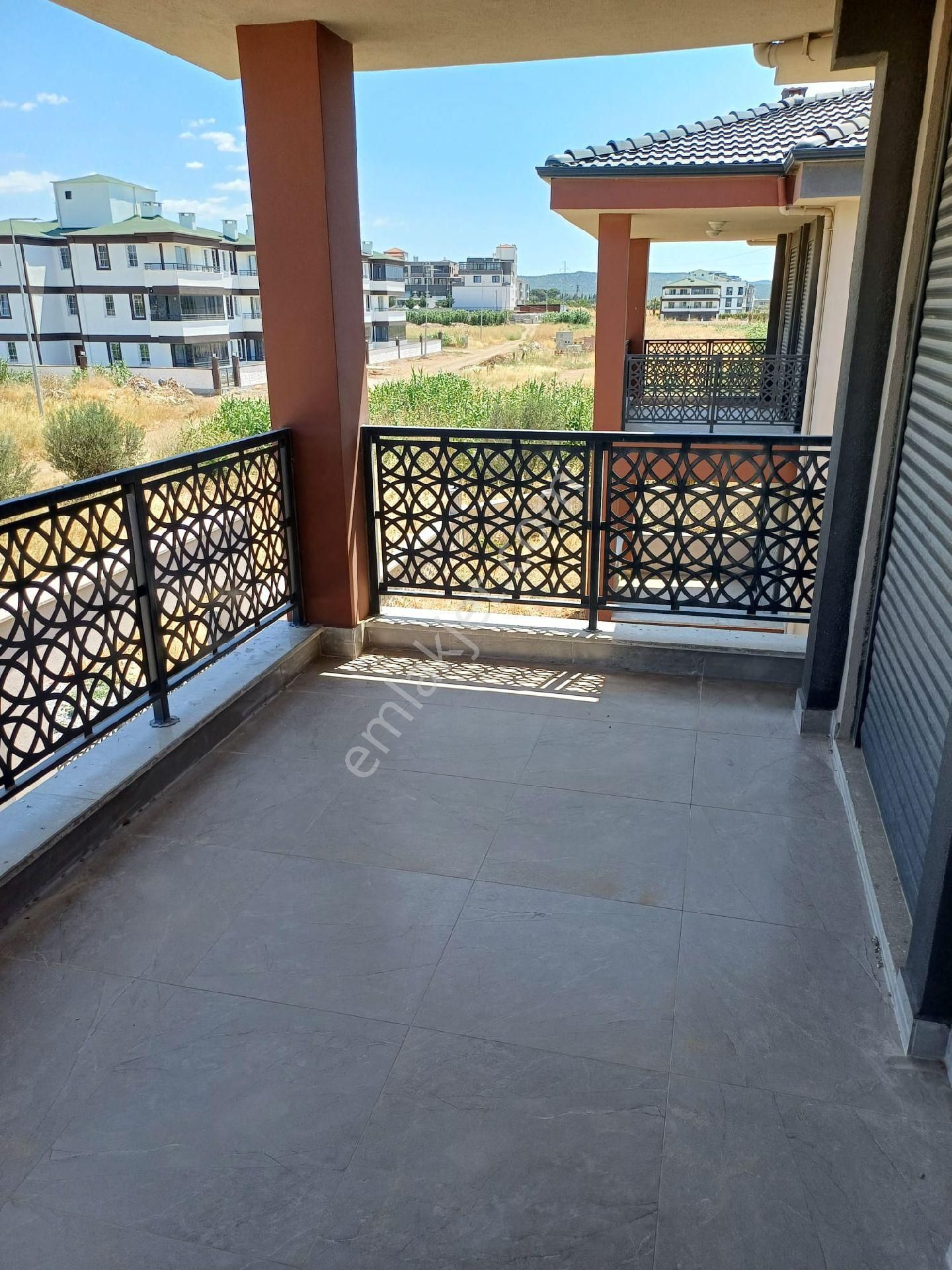 Balıkesir Gömeç Butik Bir Site İçinde Satılık Villa - Görsel 2