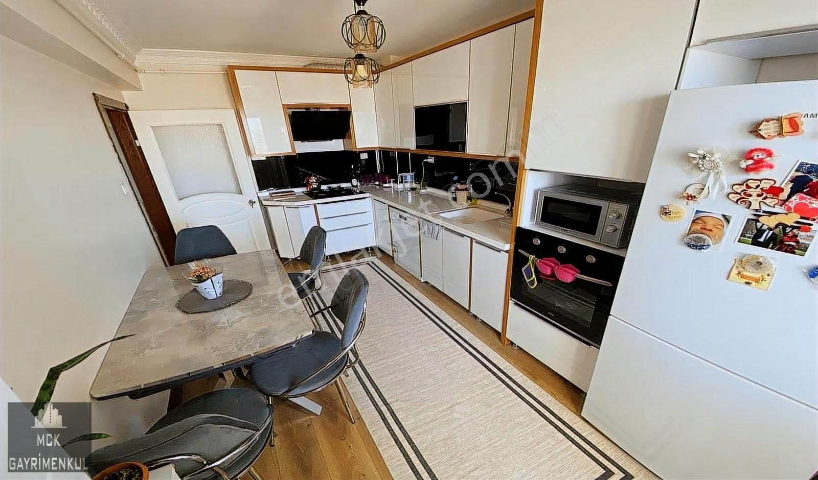 Mck'dan Ankara Manzaralı Lüks Yapılı Asansörlü 3+1 Daire - Görsel 2