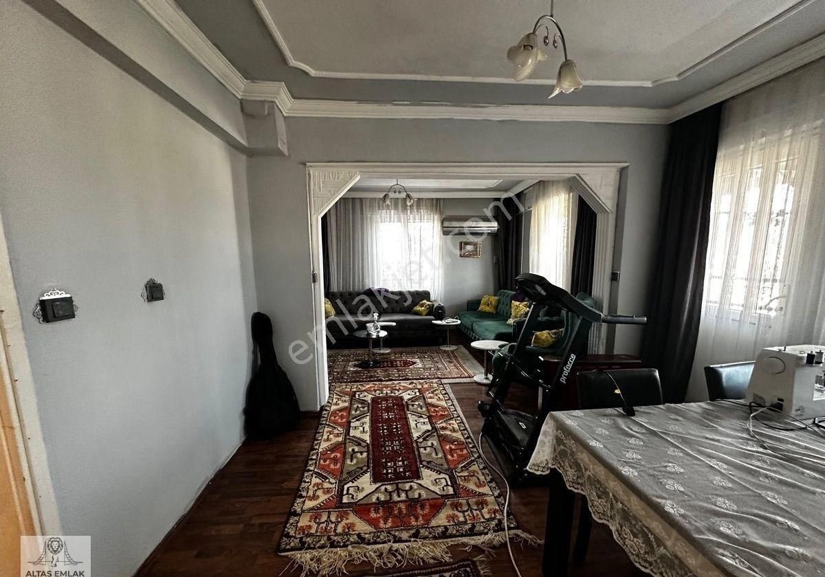 Milas Hacıilyas Mahallesinde Satılık Geniş 2+1 Satılıktır - Görsel 2