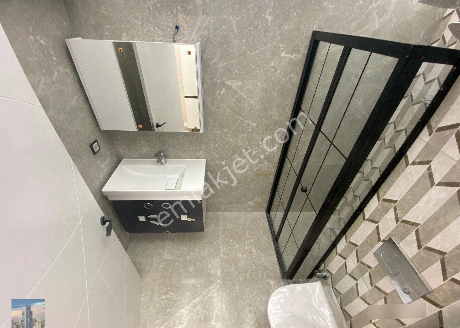 K00723 Ayhan Gezer Emlak'ta Yeni Mah Kiralık 2+0 Daire - Görsel 34