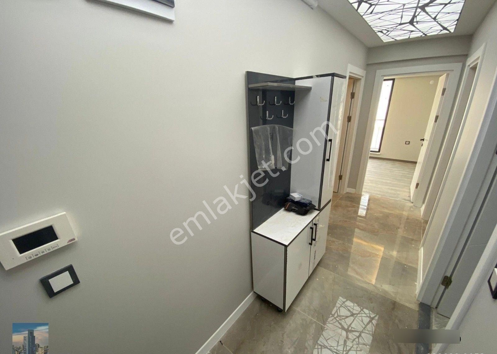 K00723 Ayhan Gezer Emlak'ta Yeni Mah Kiralık 2+0 Daire - Görsel 33