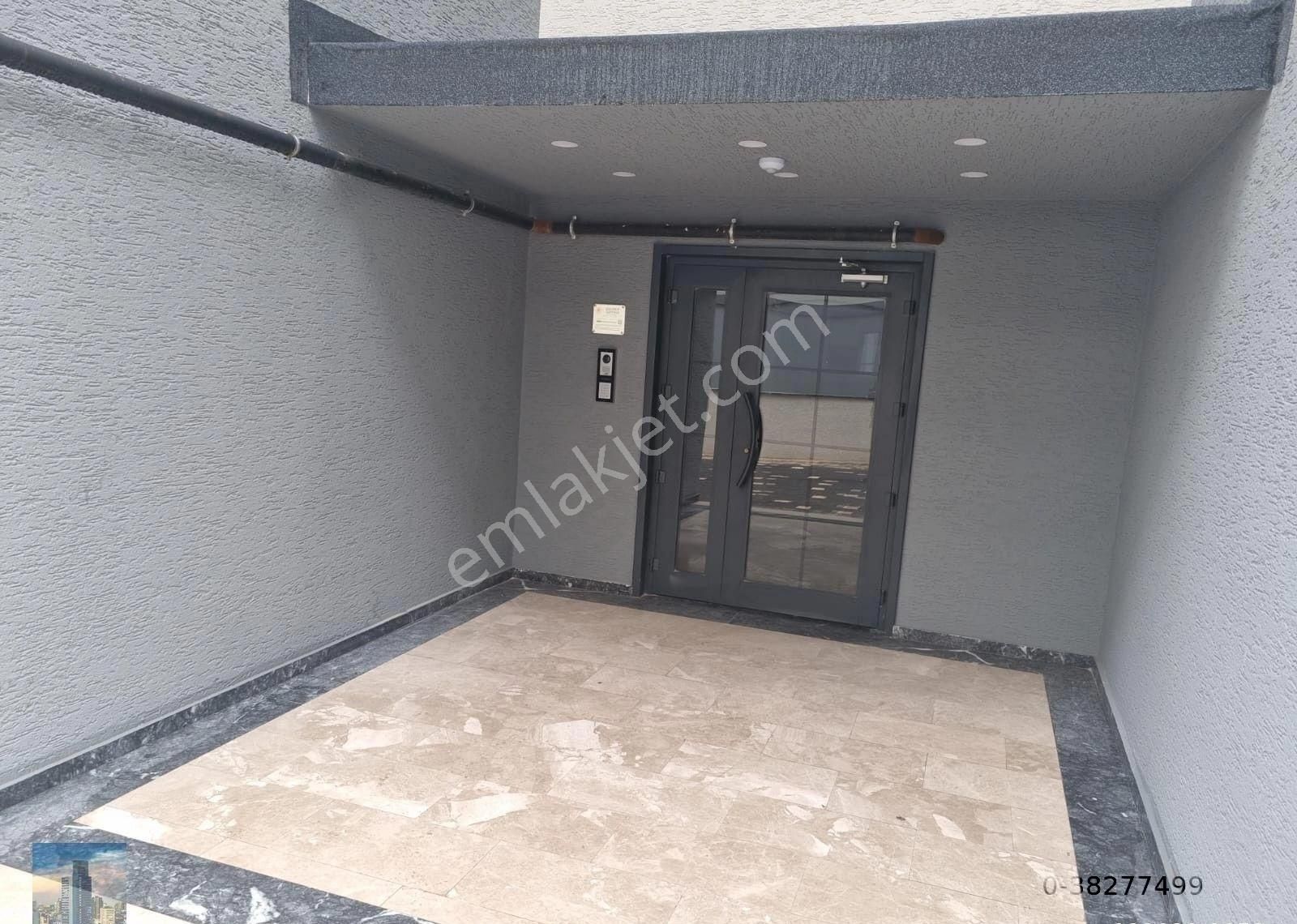 K00723 Ayhan Gezer Emlak'ta Yeni Mah Kiralık 2+0 Daire - Görsel 12