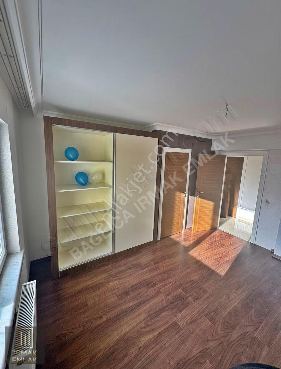 Esa Bağlıca Konutları Ara Katta 3 Banyolu 4+1 Kiralık Daire - Görsel 13