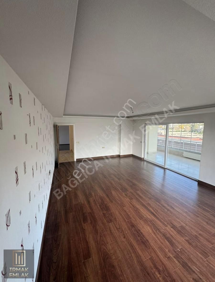 Esa Bağlıca Konutları Ara Katta 3 Banyolu 4+1 Kiralık Daire - Görsel 11