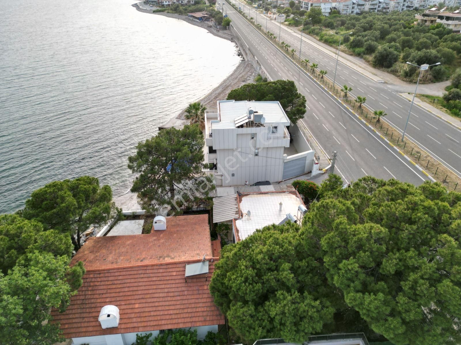 Balıkesir Edremit Altınoluk Fener Bölgesi Satılık Mustakil Ev