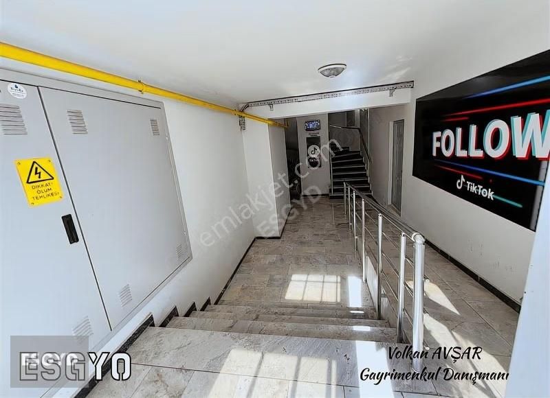 Esgyo'dan Derman Cad.yakını Asansörlü, Yerden Isıtma 3+1 Ve 1+1 - Görsel 11