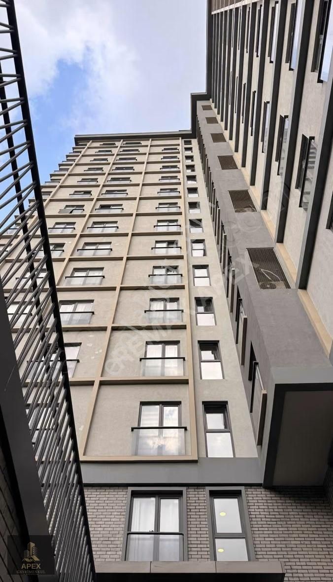 Sultanselim Mahallesinde Rezidansta Mobilyalı1+1 Kiralık Daire