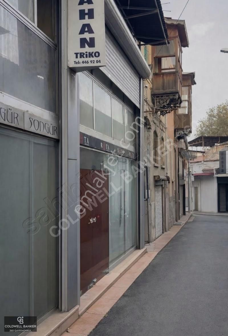 Kemeraltı Kestelli Yokuşu Girişinde, Satılık 3 Katlı Ticari Bina