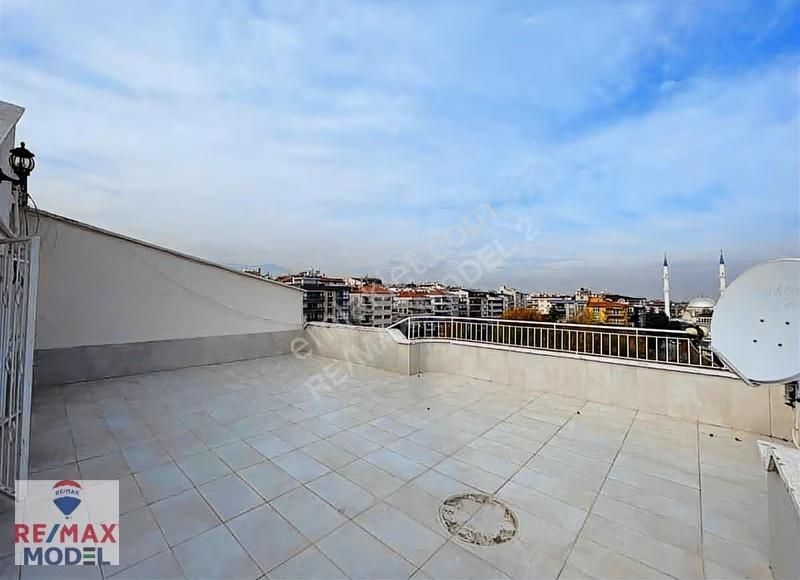 Remax Model Den Çamlık Da 280m² 4+1 Kiralık Dubleks Daire - Görsel 3