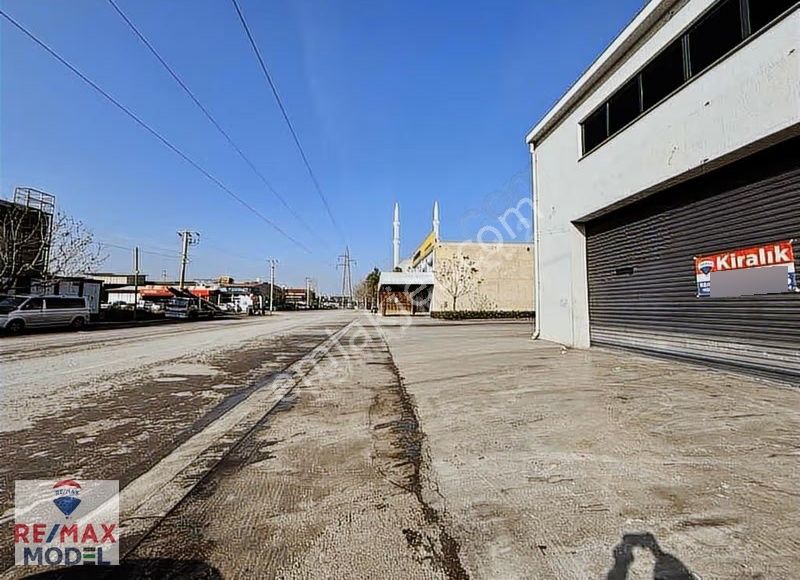 Remax Model Den 3. Sanayi 25. Cadde Yakını 450m² Kiralık Dükkan - Görsel 10