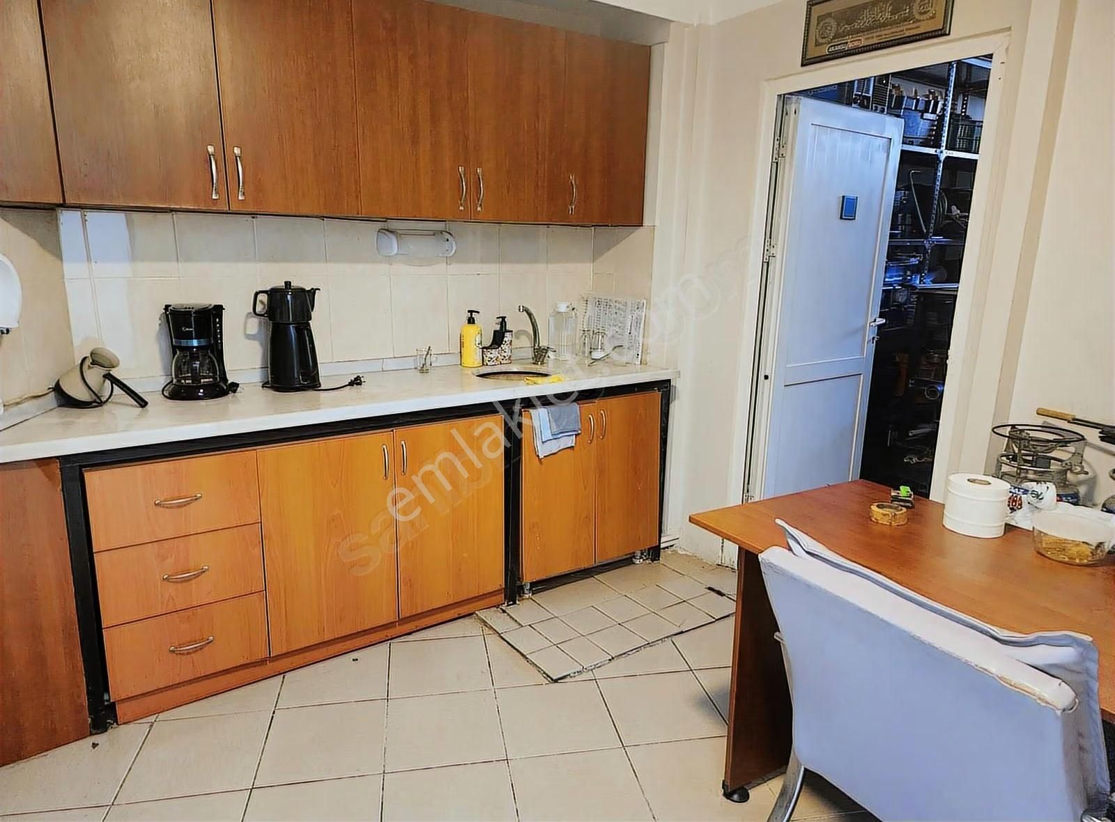 Eti Mahallesi Strasburg Caddesi'nde Satılık Dükkan - Görsel 3