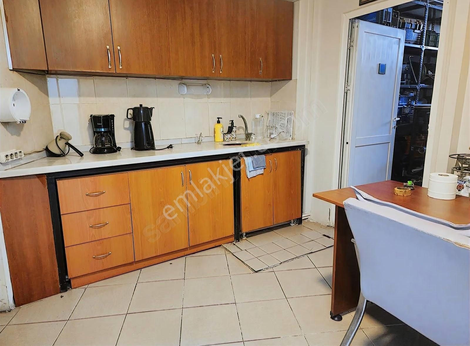 Eti Mahallesi Strasburg Caddesi'nde Satılık Dükkan - Görsel 2