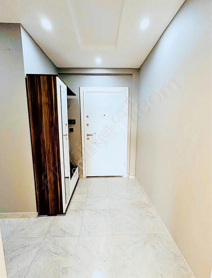 Göçerler Sınırında Esentepe'de Site İçi Çift Banyolu Satılık 3+1 - Görsel 9