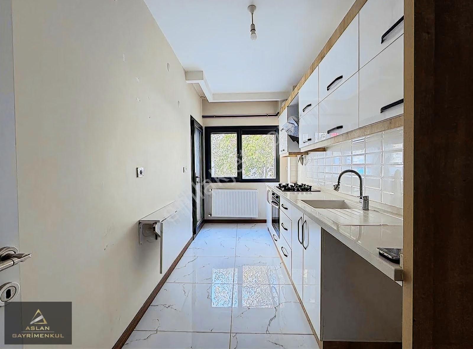 Aslan'dan Yeni Girne Yakını, K.mutfak Kiralık 2+1 Daire - Görsel 5