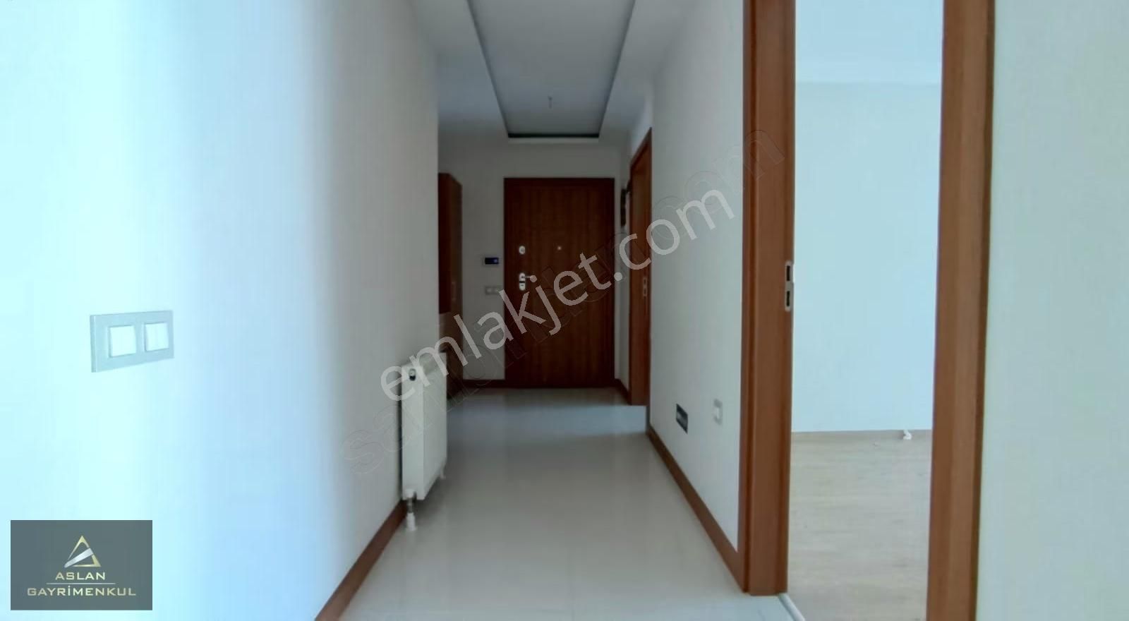 Aslan'dan Havuzlu Güvenlikli Site İçerisinde Kiralık 3+1 Daire - Görsel 28