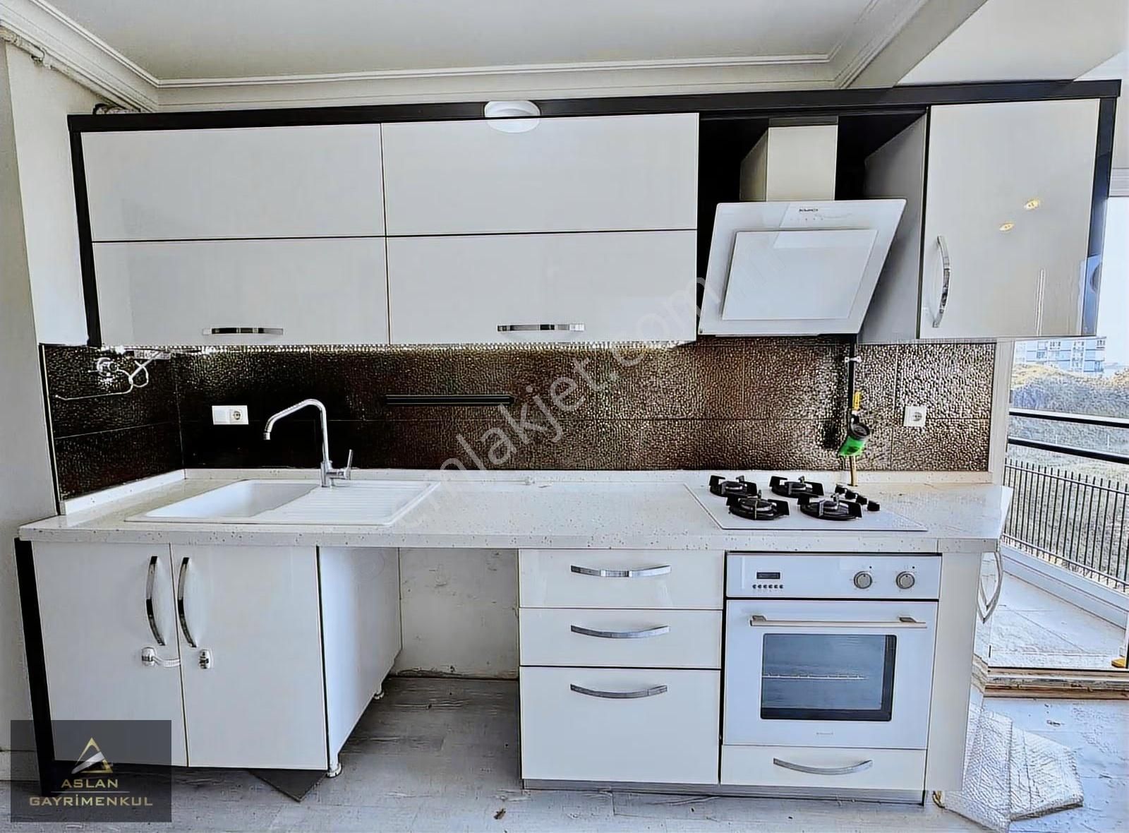 Aslan'dan 3 Cepheli, Çift Balkon Otoban Yakını 3+1 Satılık Daire - Görsel 8