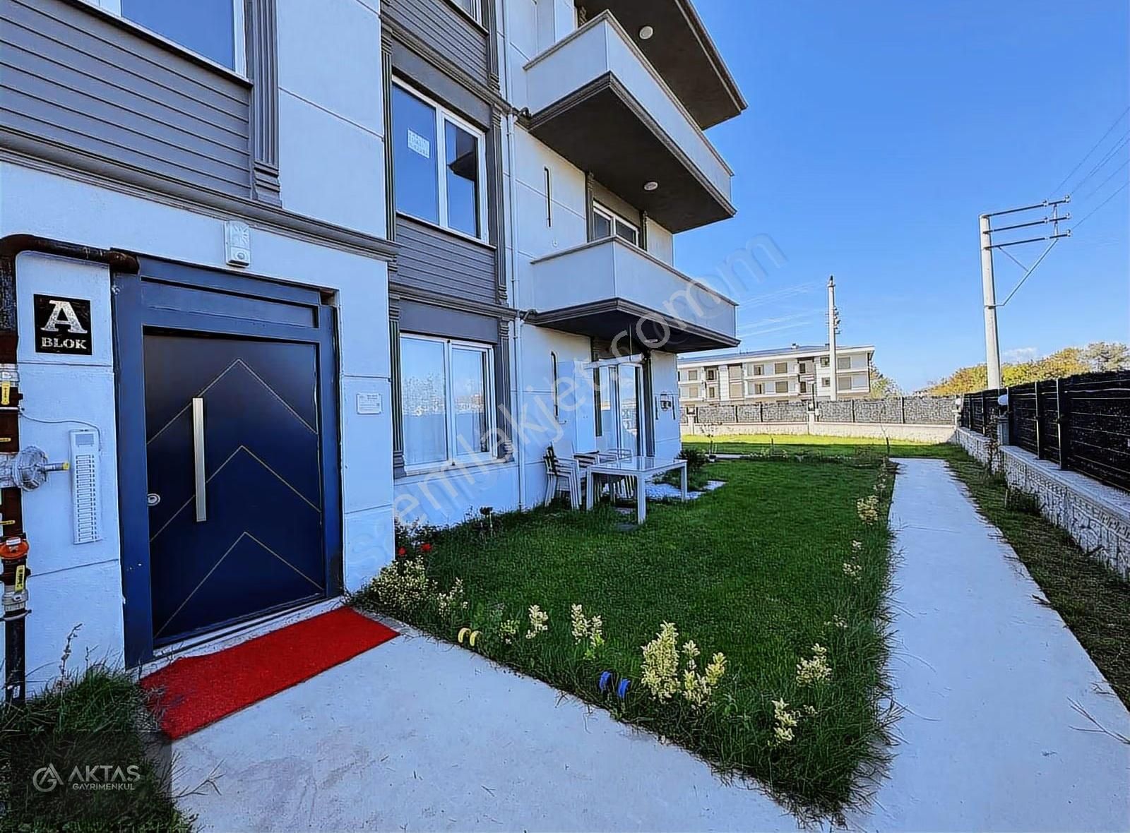 Karasu Kyk Karşısı Gold Cıty Sitesi Sıfır 2+1 Ultra Lux Daire - Görsel 9