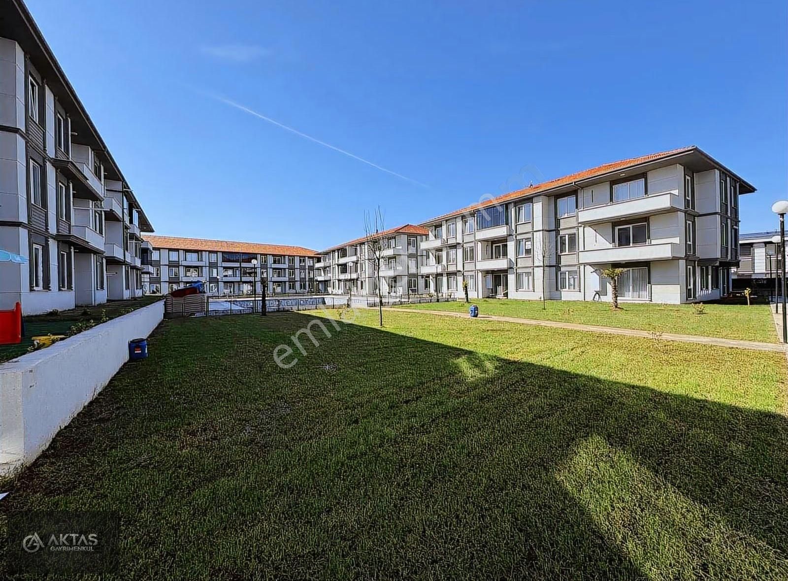 Karasu Kyk Karşısı Gold Cıty Sitesi Sıfır 2+1 Ultra Lux Daire - Görsel 18