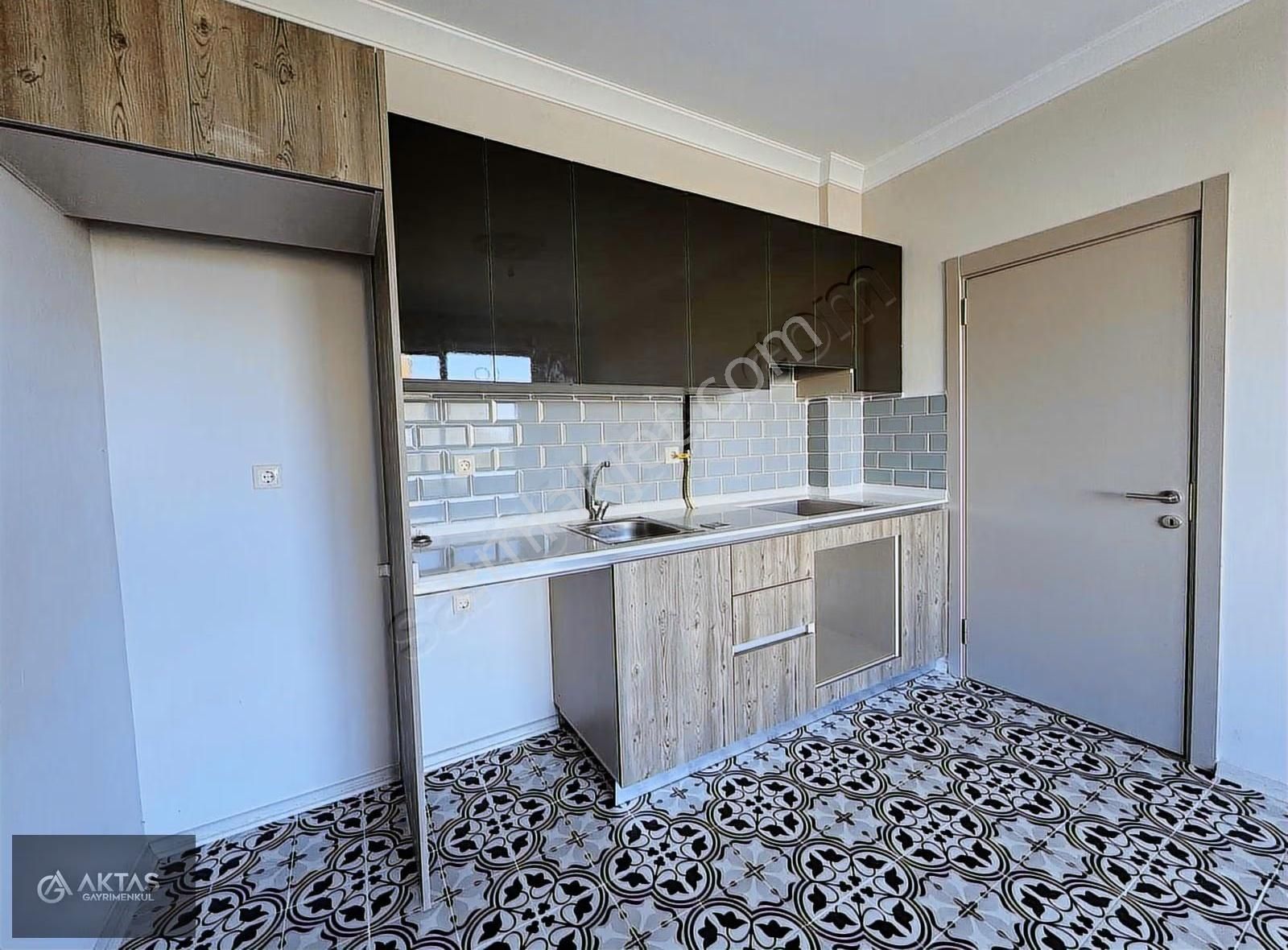 Karasu Kyk Karşısı Gold Cıty Sitesi Sıfır 2+1 Ultra Lux Daire - Görsel 23