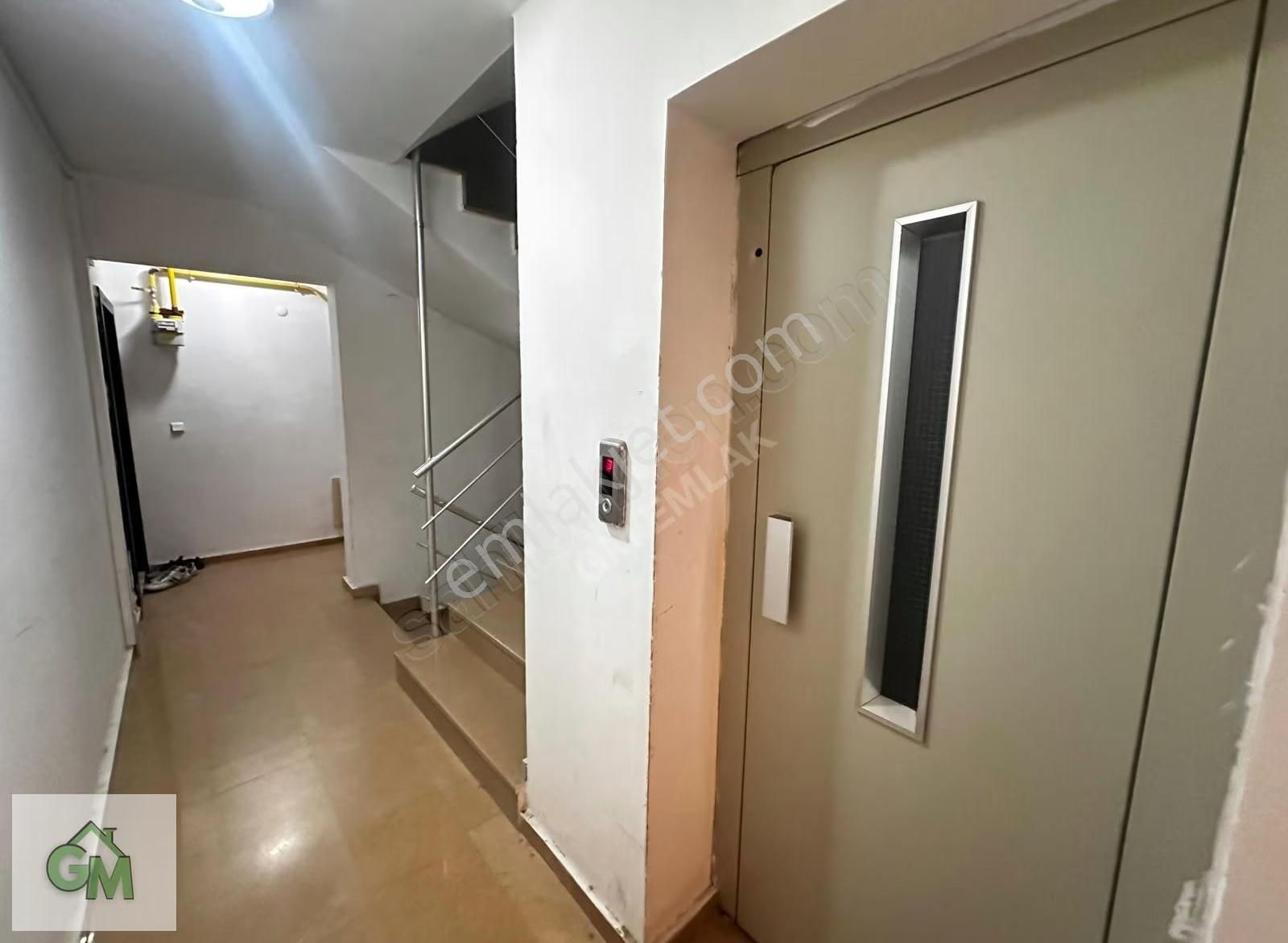 Gm'den Merkezi Konumda 2+1 Eşyalı Masrafsız Satılık Daire!! - Görsel 5