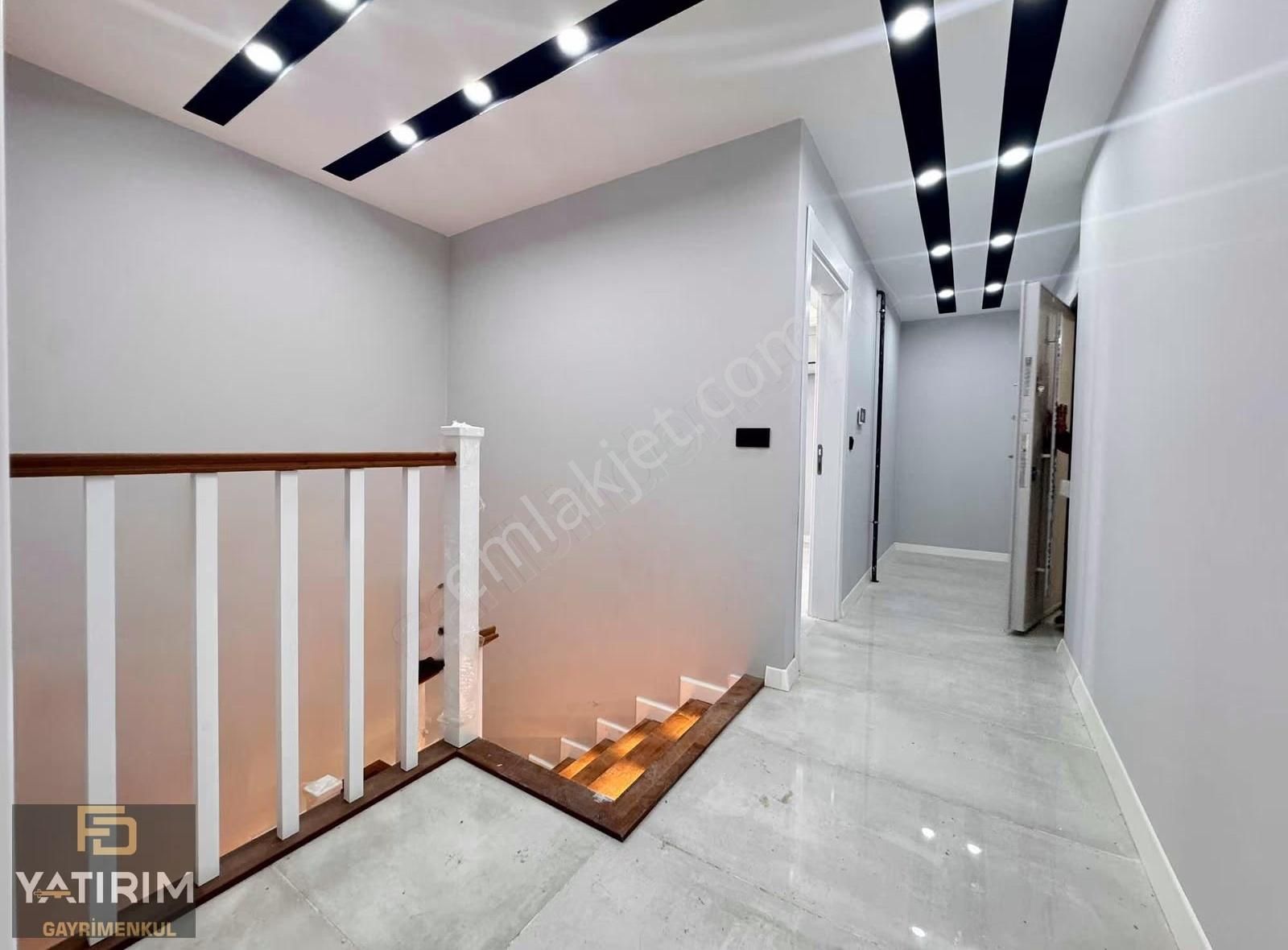 Bayramoğlu Merkezde Deniz Manzaralı 4+1 200 M2 Çatı Dubleks - Görsel 6