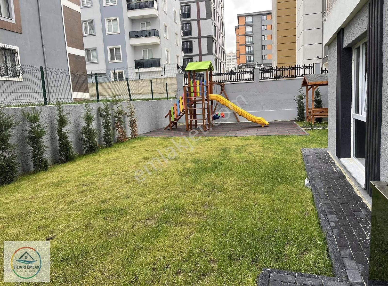 Silivri Yeni Mahallede Yerden Isıtma Geniş Kullanışlı 3+1 Daire - Görsel 26