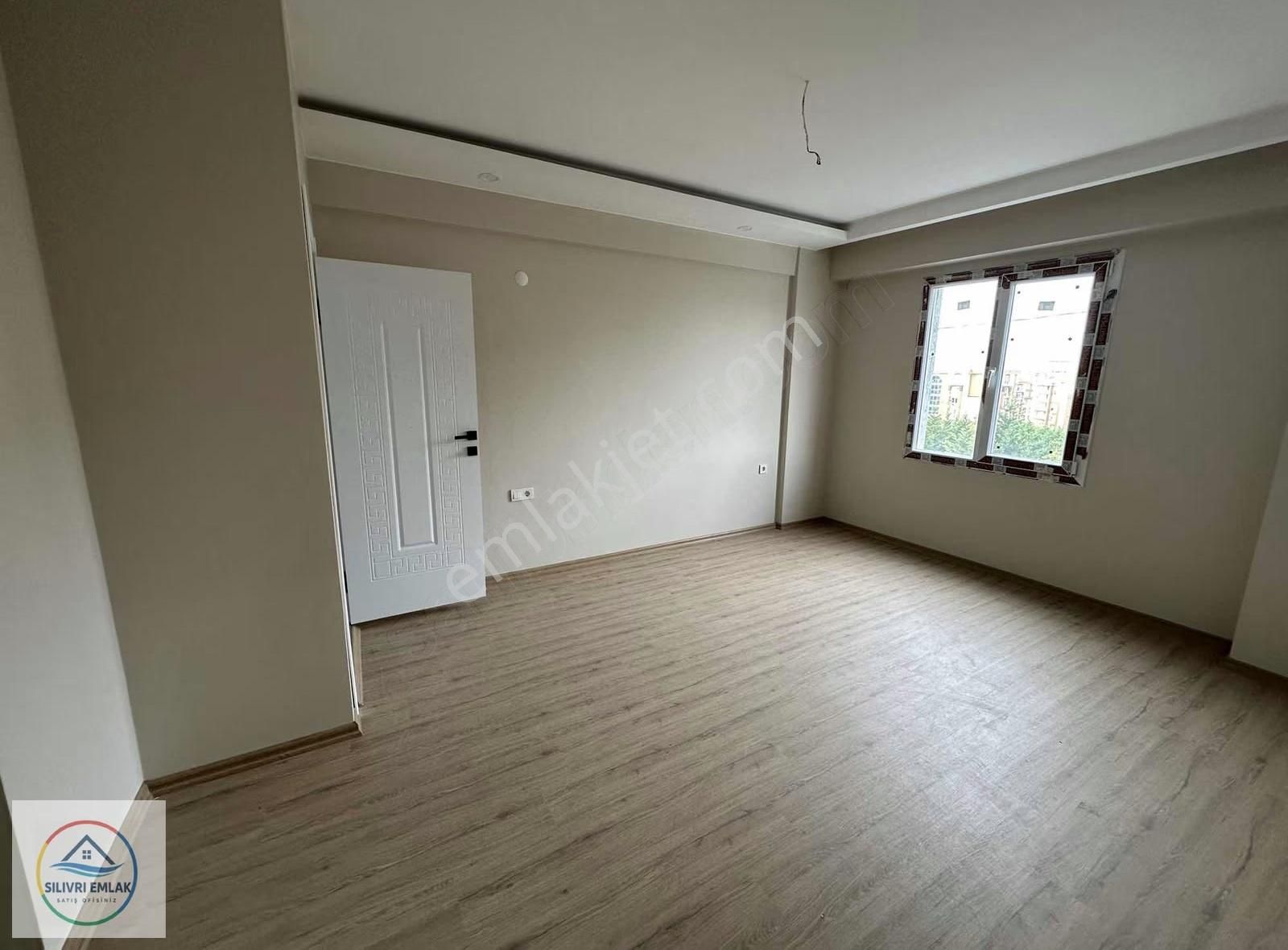 Silivri Yeni Mahallede Yerden Isıtma Geniş Kullanışlı 3+1 Daire - Görsel 11