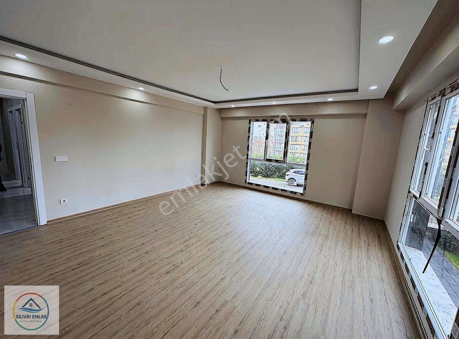 Silivri Yeni Mahallede Yerden Isıtma Geniş Kullanışlı 3+1 Daire - Görsel 10