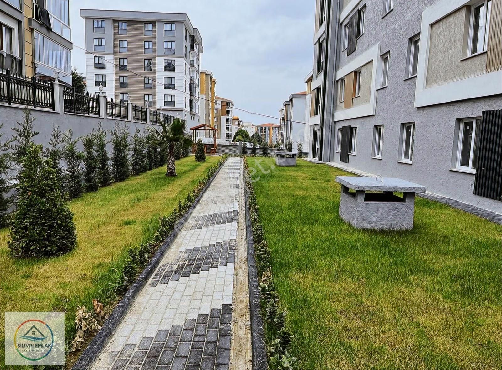 Silivri Yeni Mahallede Yerden Isıtma Geniş Kullanışlı 3+1 Daire - Görsel 21