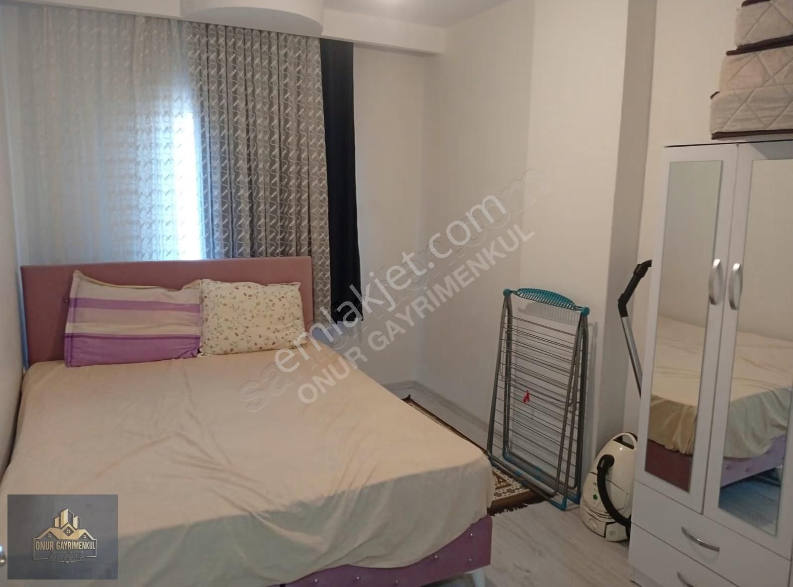 Onur Gayrimenkul'den Erdemli Merkezde Eşyalı Kiralık 1+1 - Görsel 2