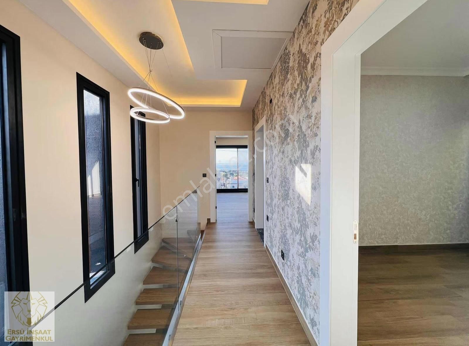 Ersü'den Çeşme Yalı Bölgesinde Sıfır Deniz Manzaralı Lüks Villa - Görsel 21
