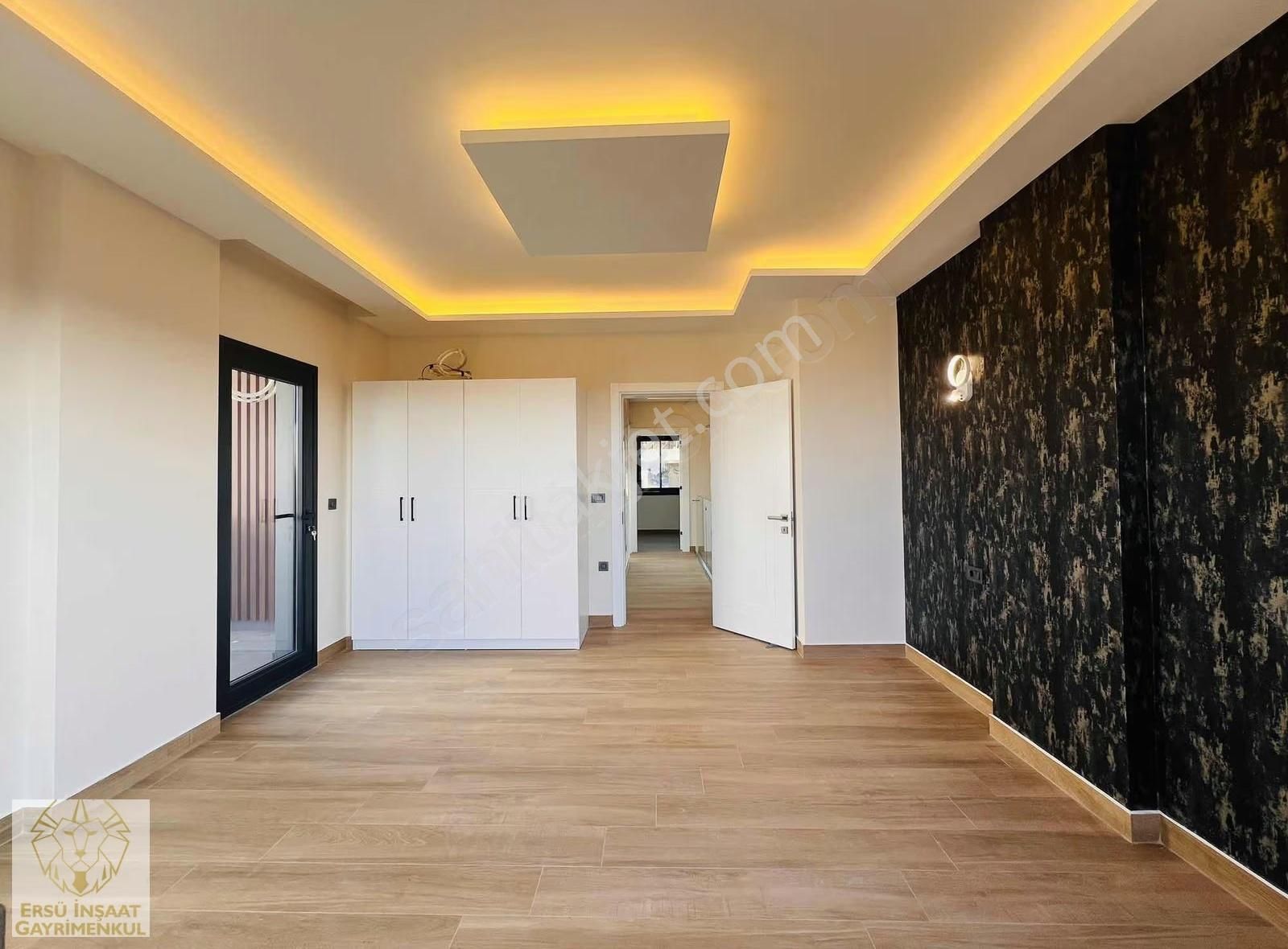 Ersü'den Çeşme Yalı Bölgesinde Sıfır Deniz Manzaralı Lüks Villa - Görsel 24