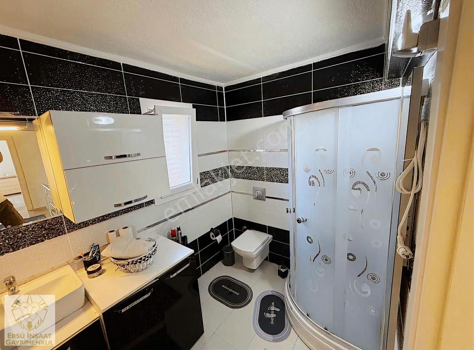 Ersü'den Çeşme Şifne Bölgesinde Deniz Tarafında 4+1 Eşyalı Villa - Görsel 12